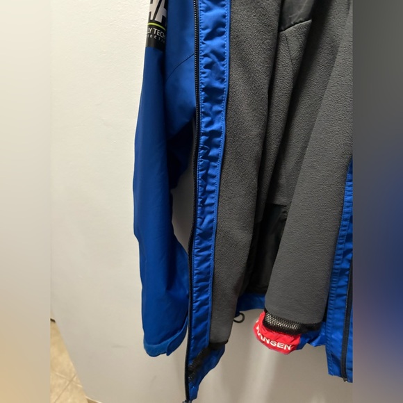 Helly Hansen jacket - Picture 4 of 5